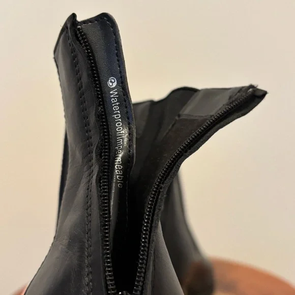 Blondo Black Leather Ankle Booties - Picture 7 of 9